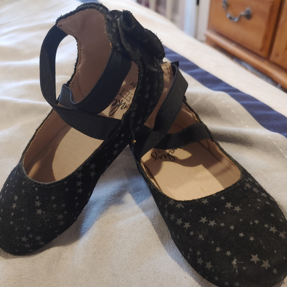 Super Cute bow Back Ballet shoes (Monkey Feet)